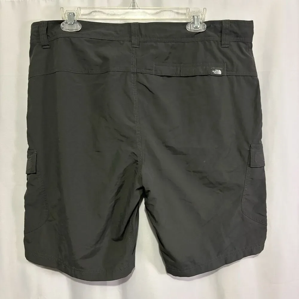 The North Face Shorts Mens 36 Black Nylon Hiking Quick Dry Cargo Zip Pocket